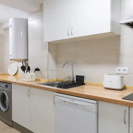 Charming Malagas Moon Apartman Málaga