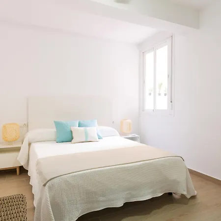Charming Malagas Moon Apartman Málaga